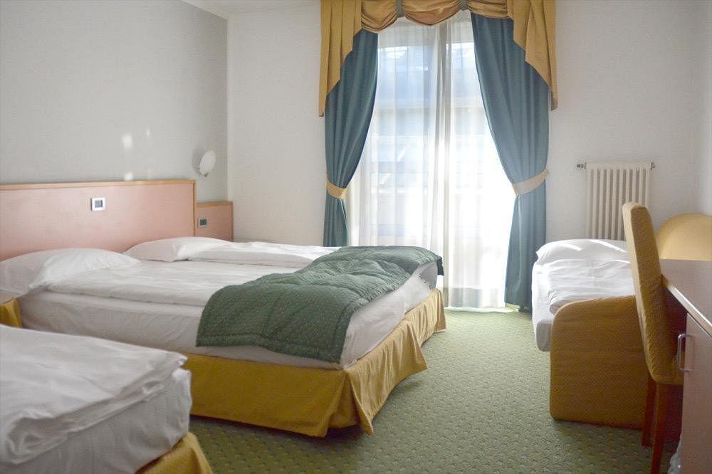 Alpholiday Dolomiti Wellness & Family Hotel Димаро Экстерьер фото