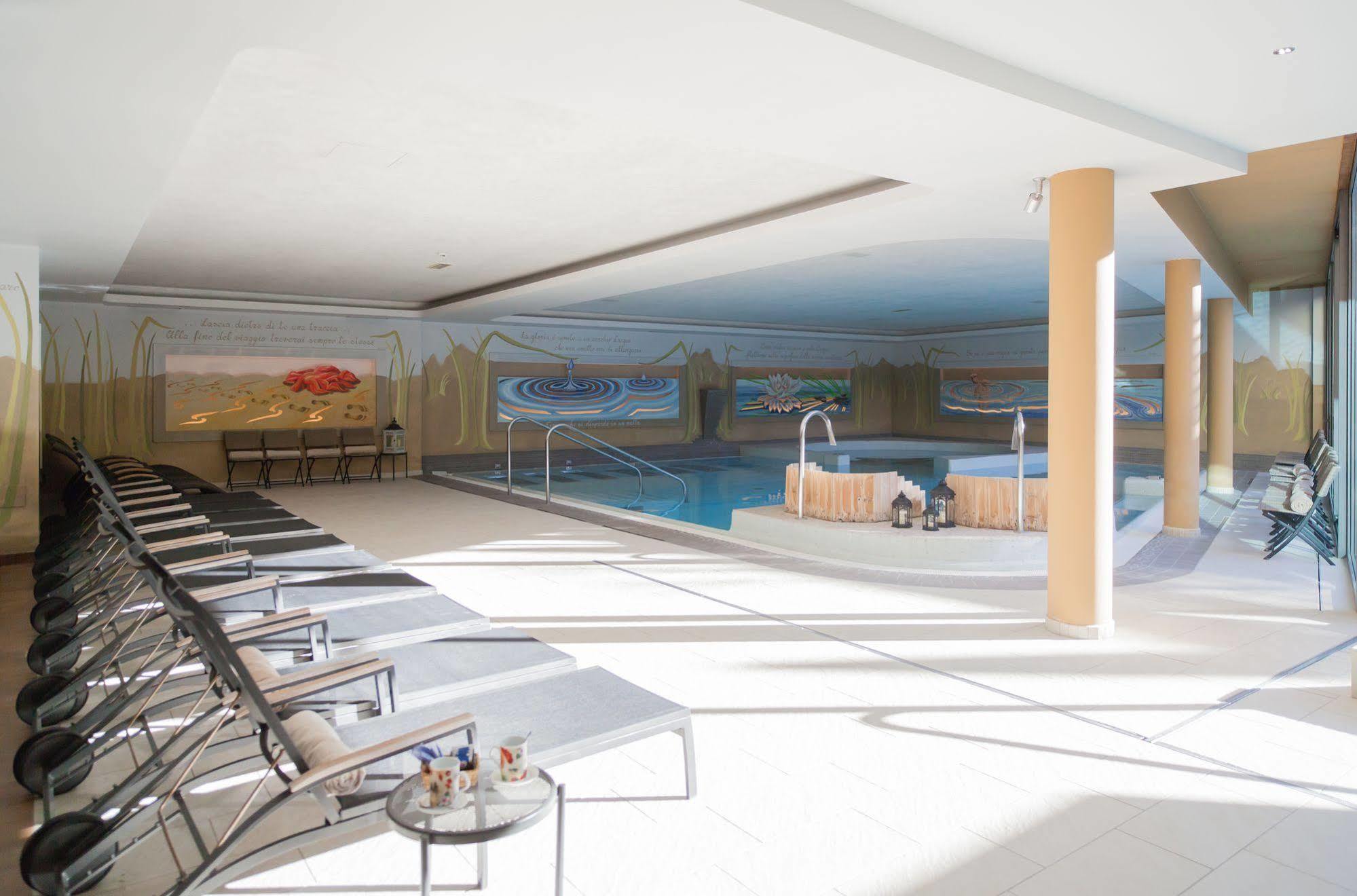 Alpholiday Dolomiti Wellness & Family Hotel Димаро Экстерьер фото